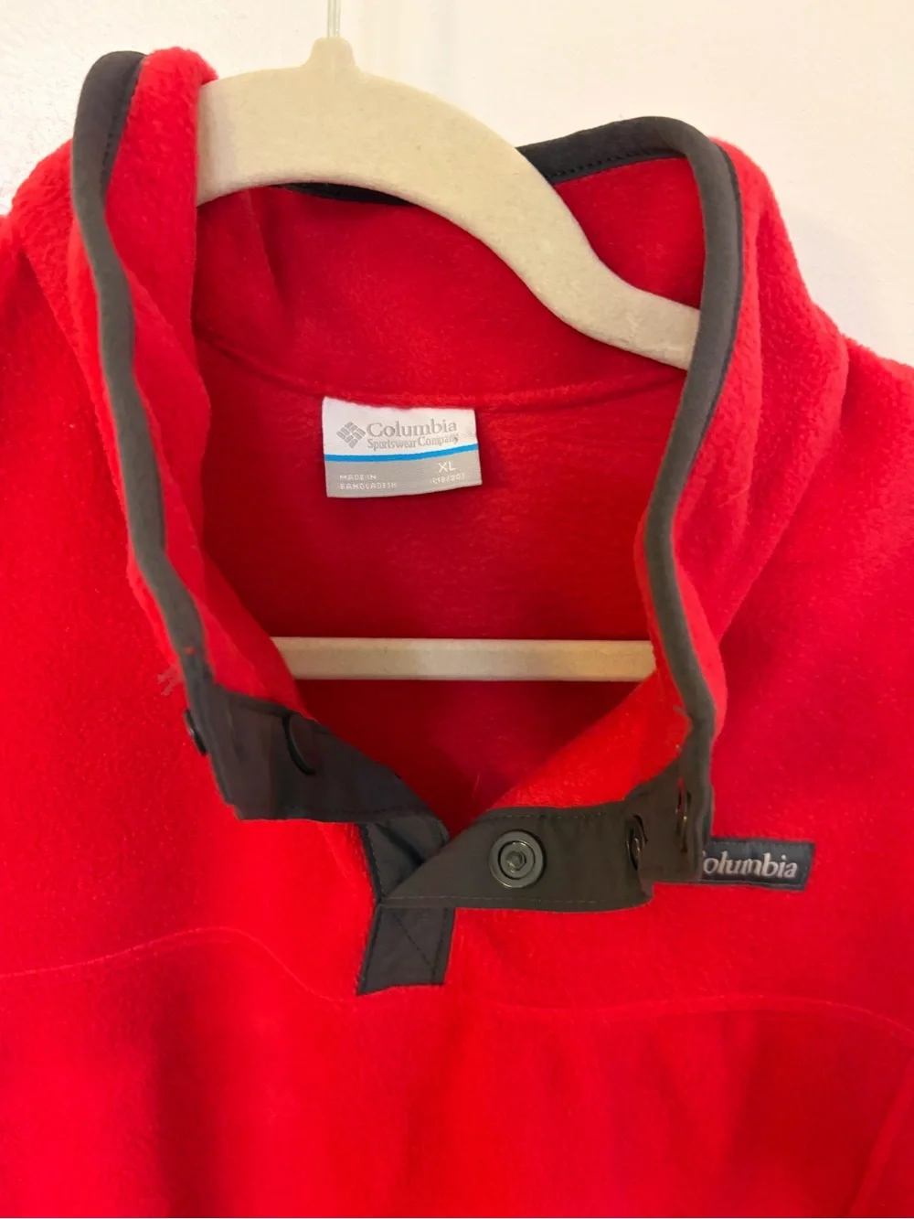 Columbia Red Fleece Pullover with Black Trim